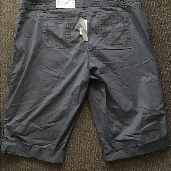 Plus Size Pennington’s Casual Capri NWT - Picture 2 of 4